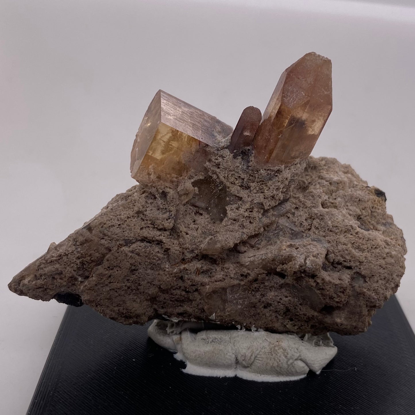 Topaz w/Rutile Inclusions - San Felipe Municipality, Guanajuato, Mexico