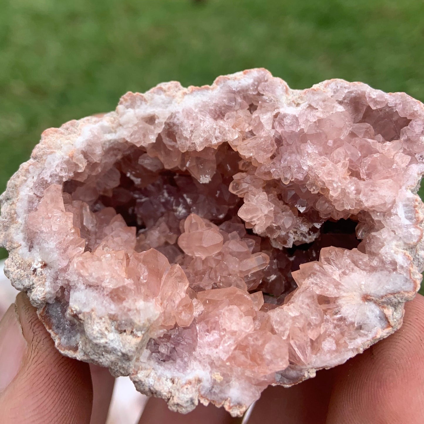 20pcs Pink Amethyst Geode - From Argentina