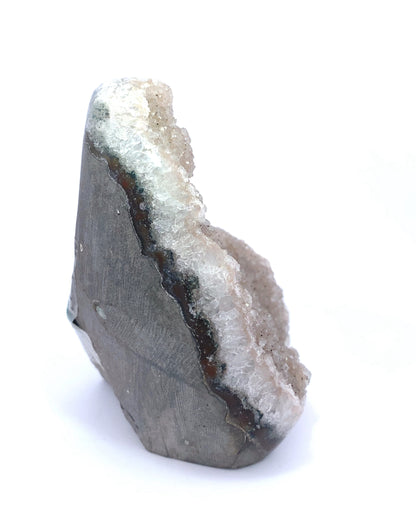 Grey Quartz Freeform Cutbase - Artigas, Uruguay